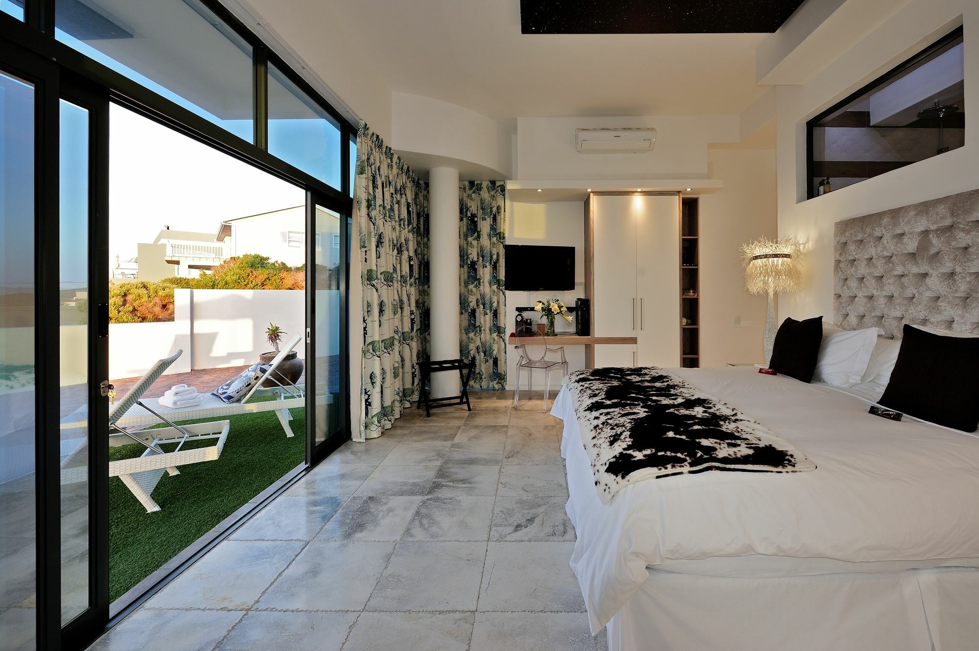 Sea Star Cliff Villa Gansbaai Exterior photo